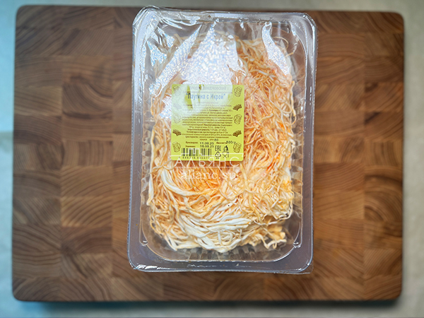 Сыр Чечил паутинка (икра красная)  500 гр. в Ижевске