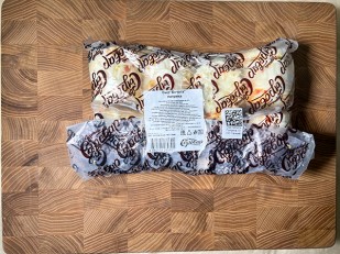 Сыр к пиву: Сыр 1 кг ГОРНЫЙ СЫРОВАР (Бочата паприка)