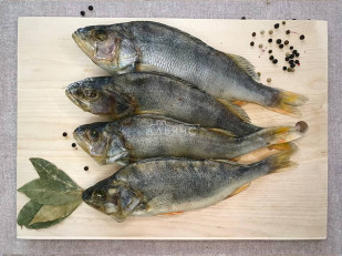 Мясные снеки: Окунь речной вяленый